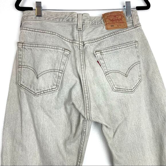 Vintage Levi’s 501 Jeans with Hand Painted Purple Flowers 32 33 - Picture 4 of 9